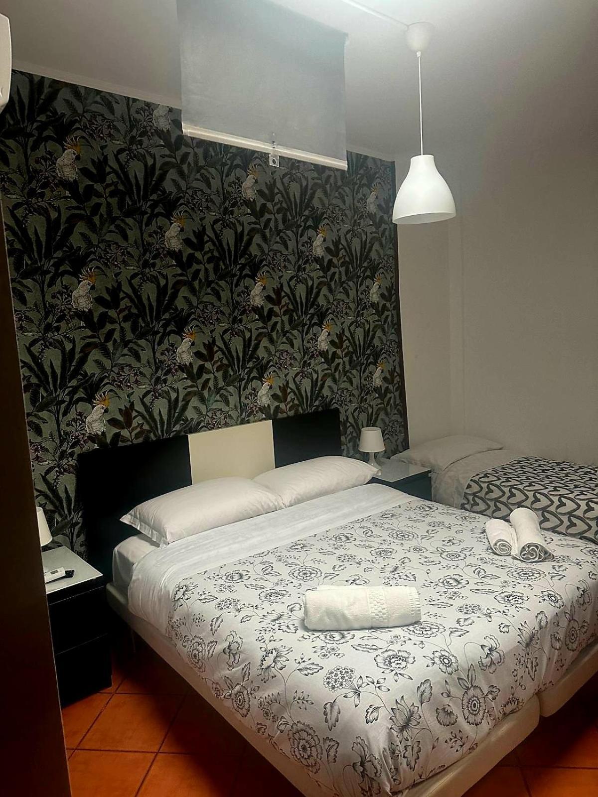 Hotel Happy House Roma Exterior foto